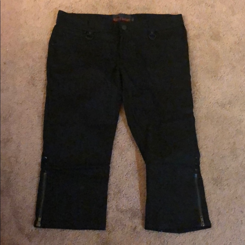 Queen of Darkness bondage Capri pants